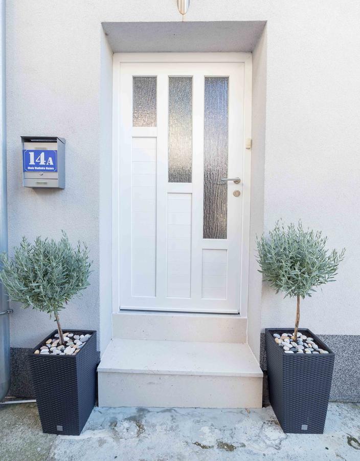 Apartments Tonka Centar Vodice Ngoại thất bức ảnh